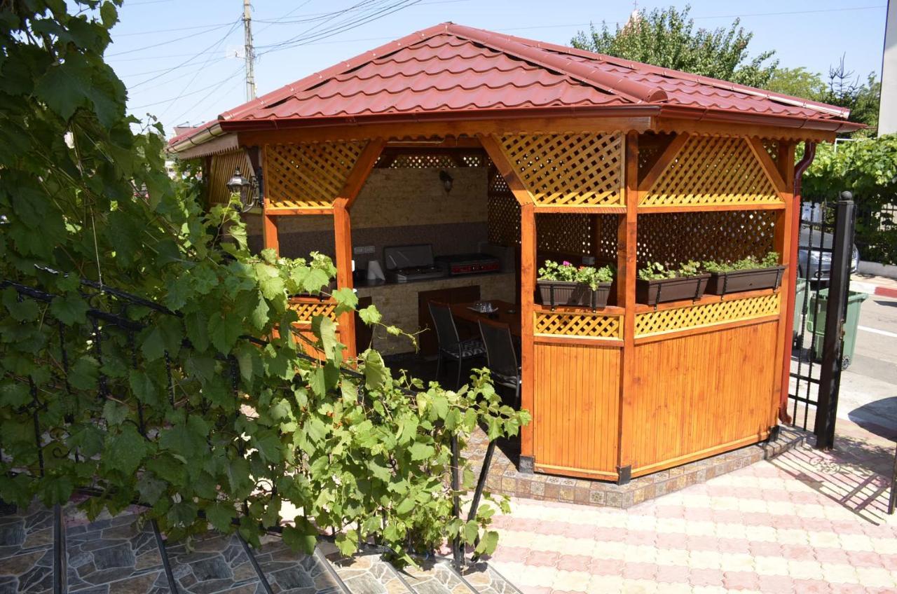 Casa Sarofin Hotel Costinesti Luaran gambar
